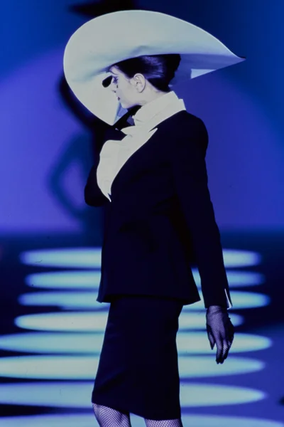 Look 36